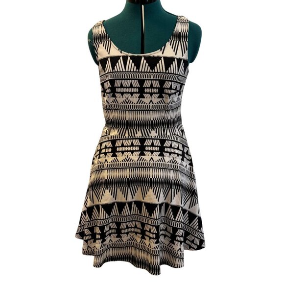 New York and Company Fit and Flare Dress - Picture 1 of 5